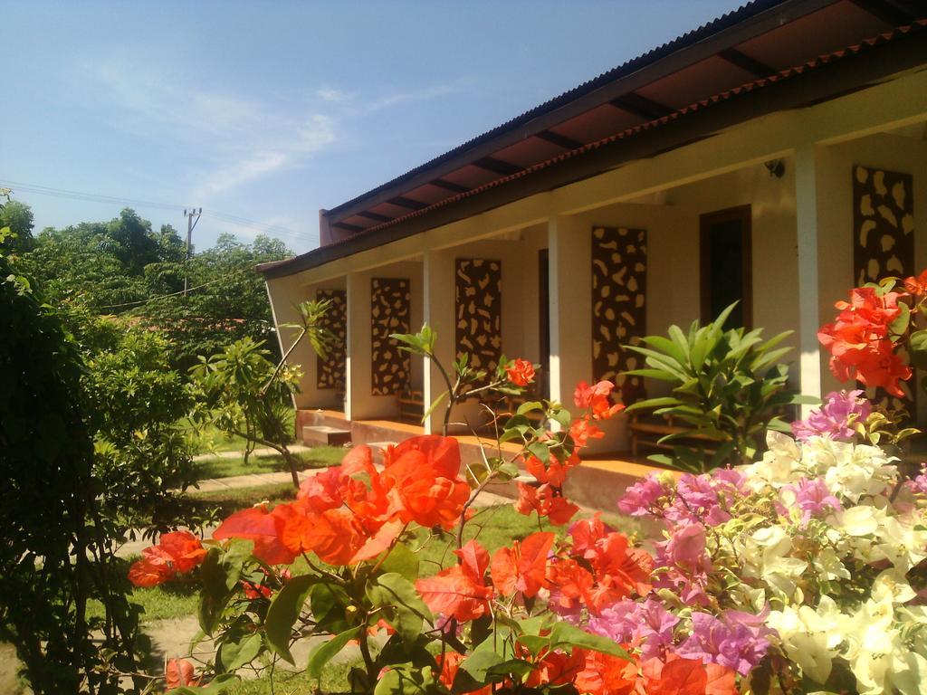 Kiayazo Hotel Gili Trawangan Luaran gambar